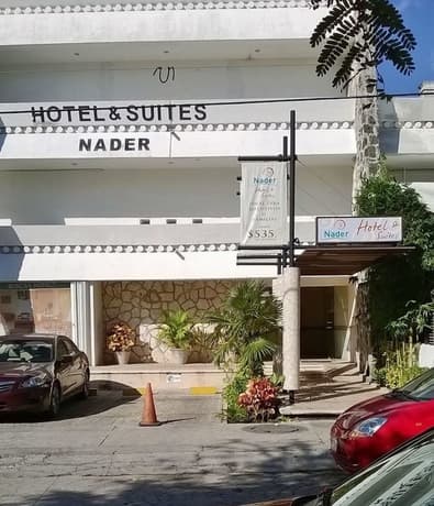 and Suites Nader