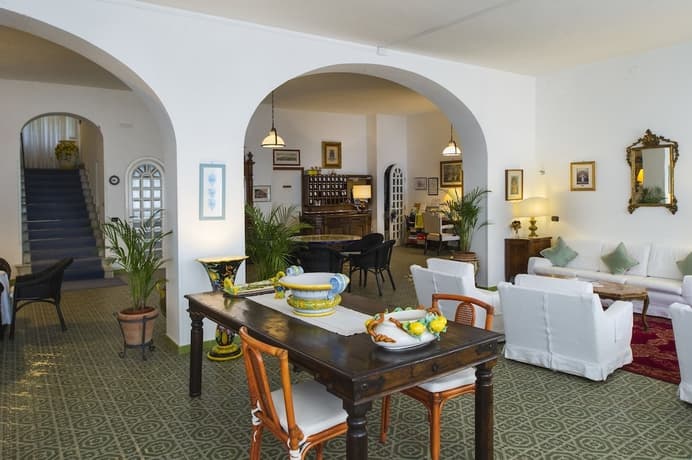 Bellevue Suite