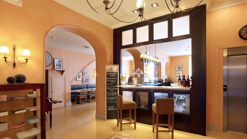 Bremon Boutique Hotel By Duquessa Hotels Collection