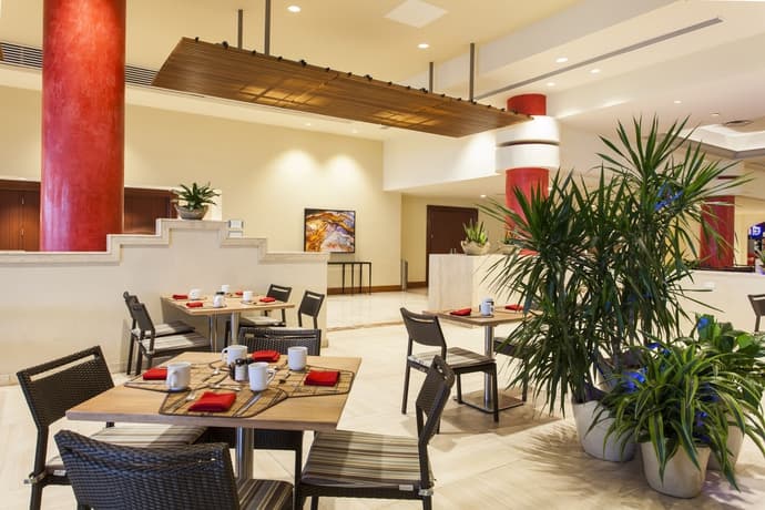 Courtyard By Marriott Isla Verde Beach Resort
