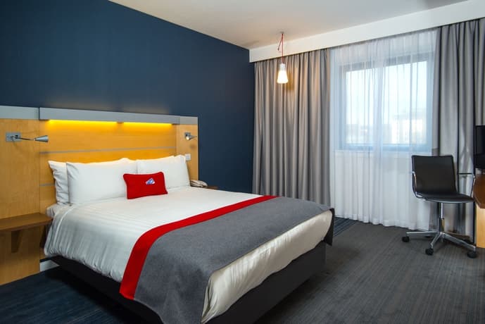 Holiday Inn Express Stevenage, An Ihg
