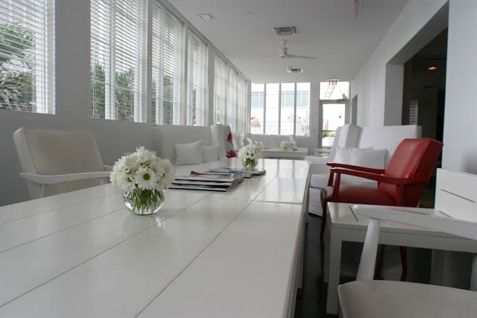 TownHouse Hotel