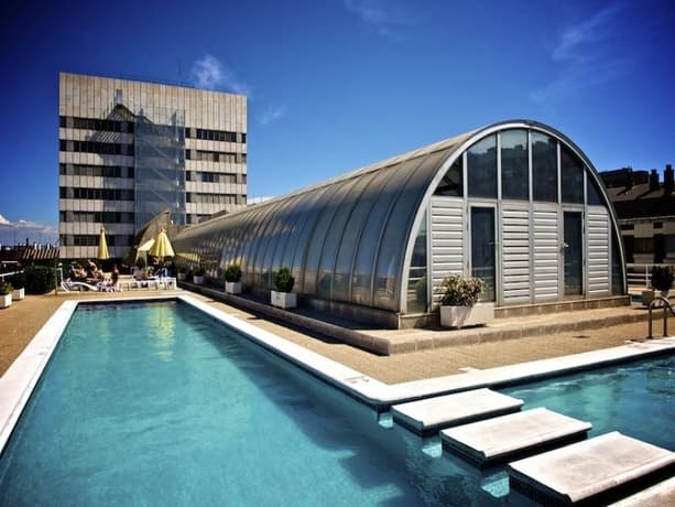 Pierre and Vacances Edificio Eurobuilding 2