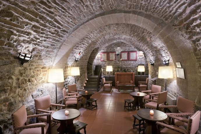 Parador De Cardona